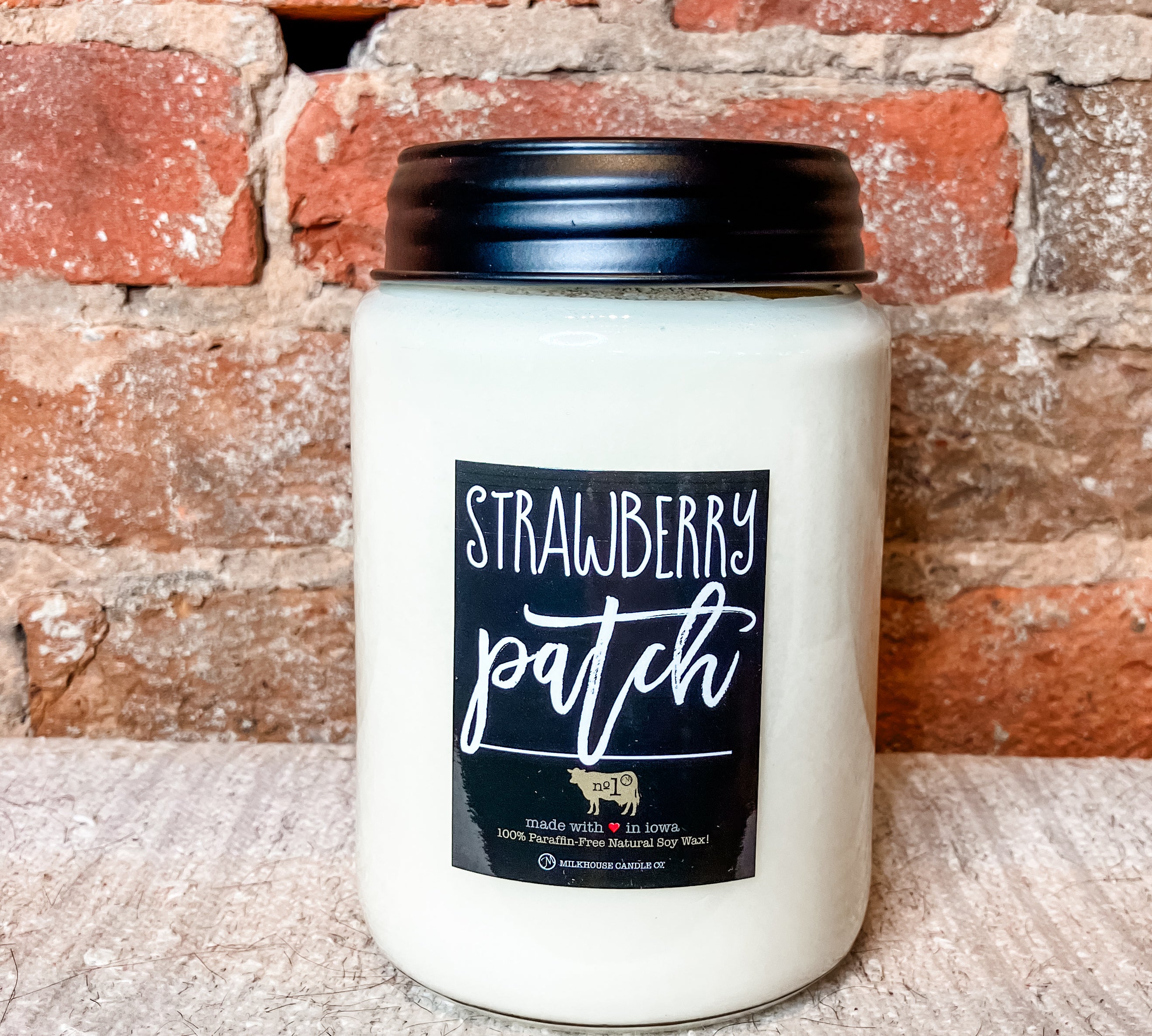 Milkhouse Farmhouse Apothecary Jar 26oz