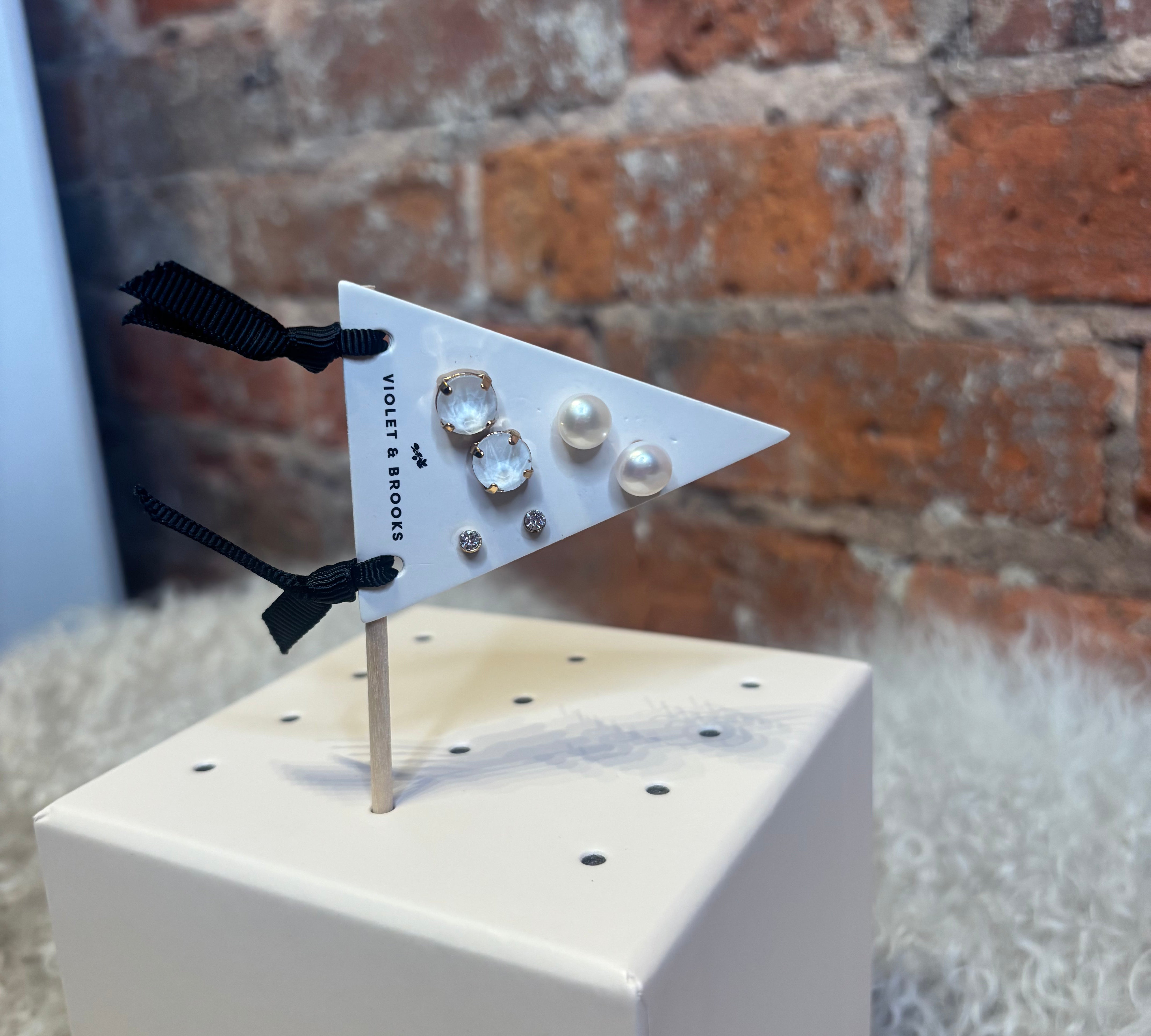 Candy Crystal Pennant