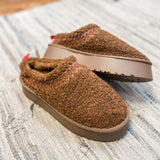 Wynn Plush Contrast Slippers