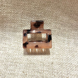 Medium Tortiose Shell Pattern Claw Clip