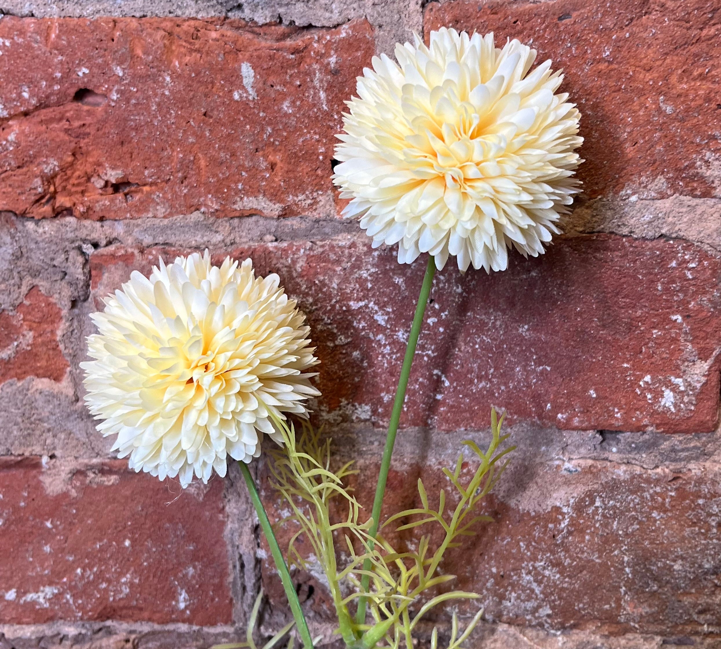 Textured Ball Spray 20"