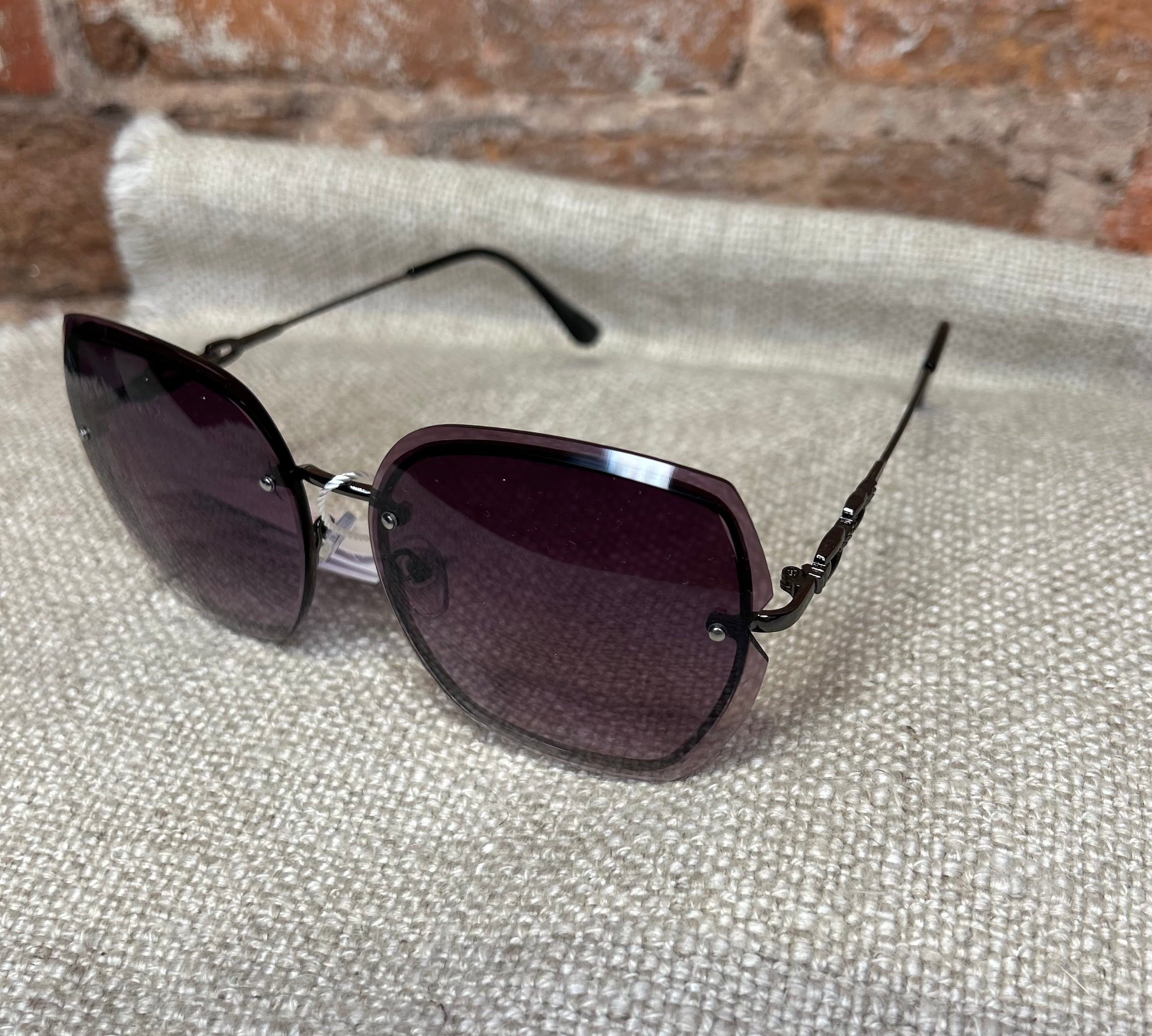 Eccentric Rimless Sunglasses