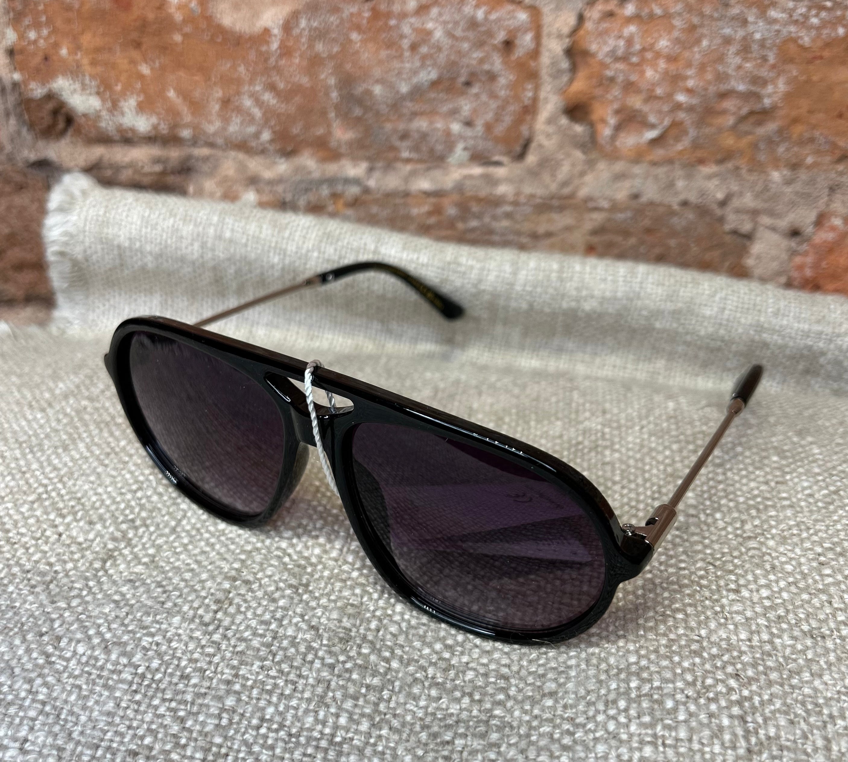Round Shaped Tinted Sunglasses