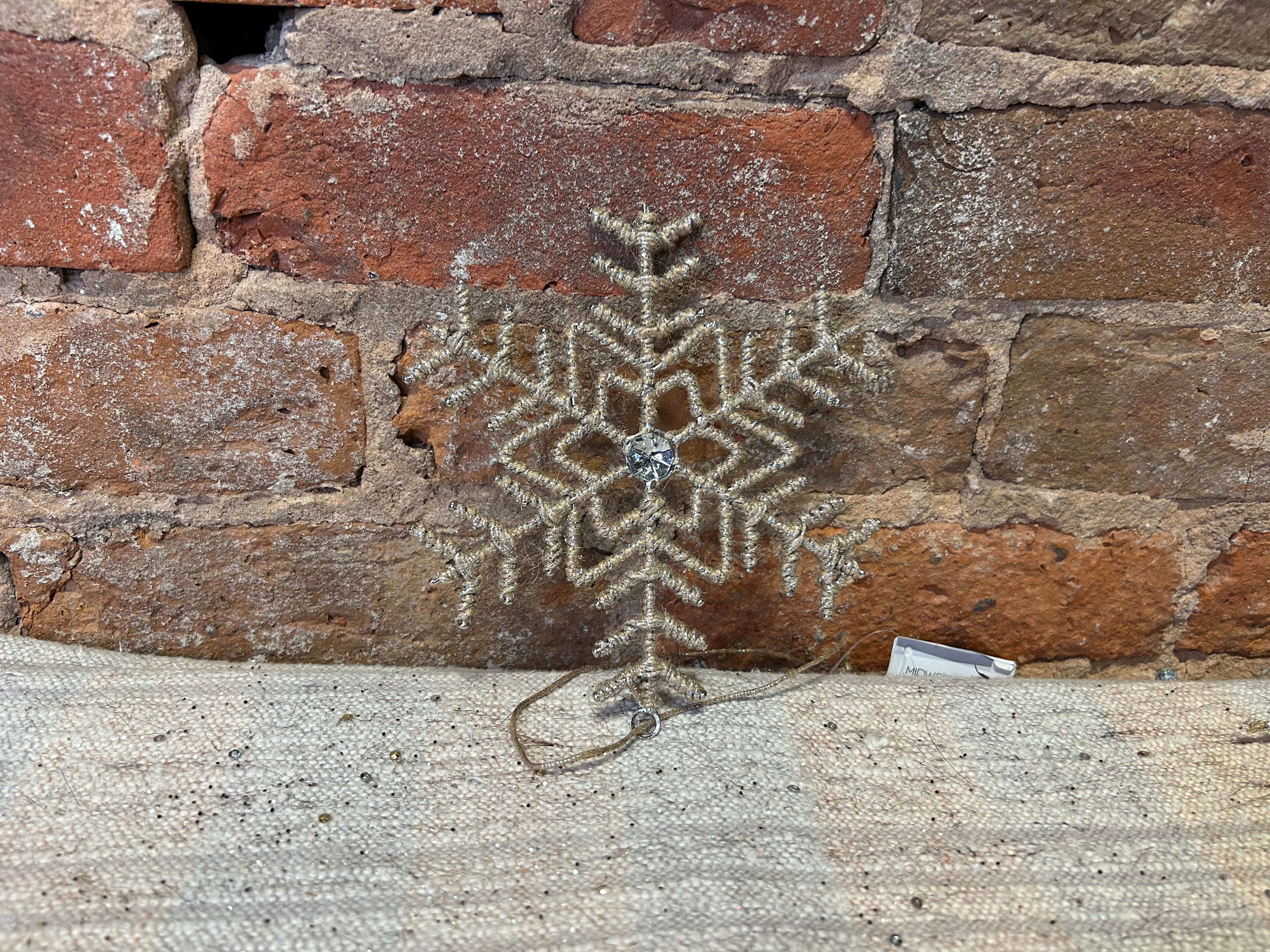 Jute Wrapped Snowflake w/Rhinestone 6”