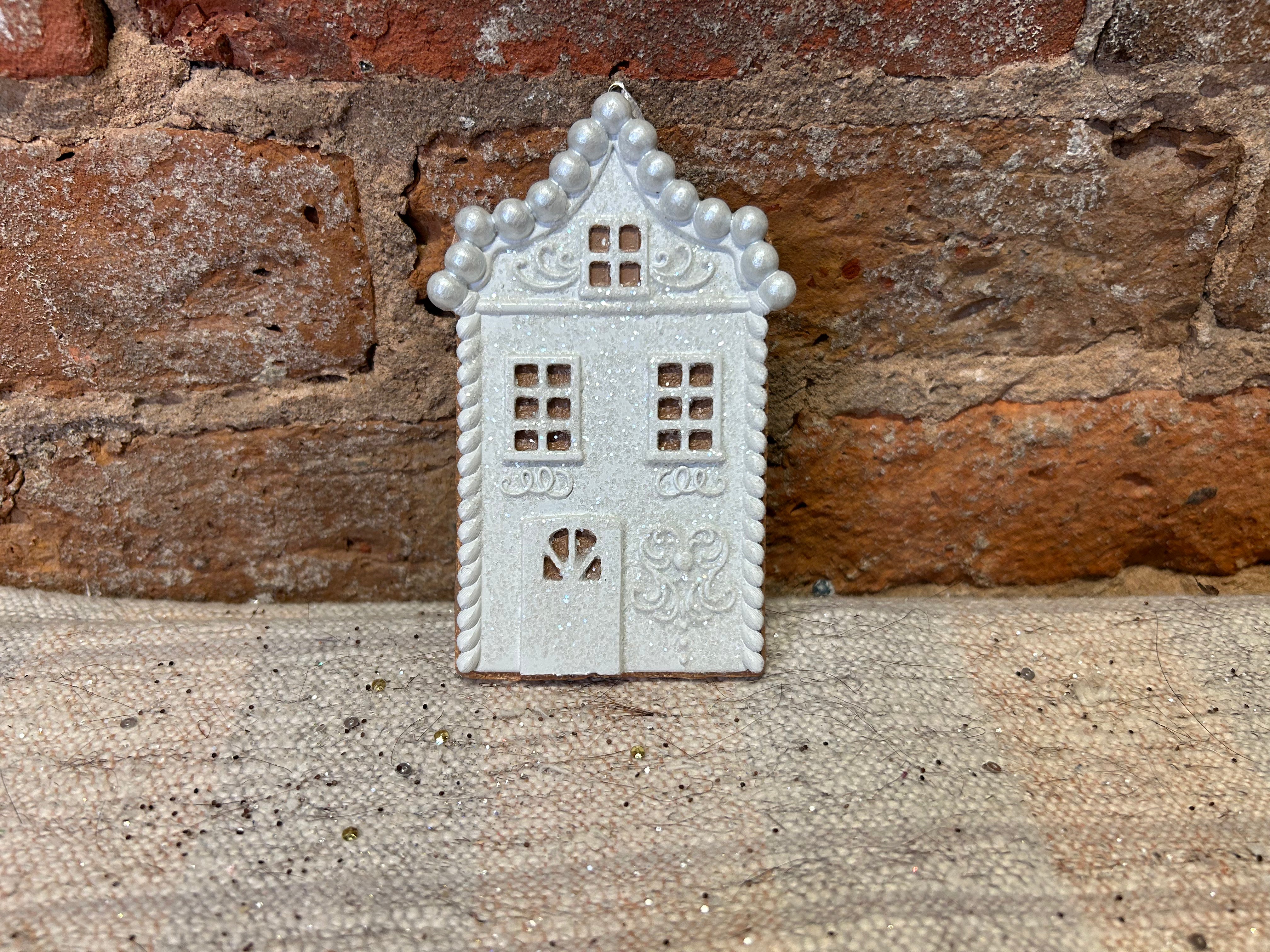 White Frosted Gingerbread House w/ Pearls Orn 5.25”