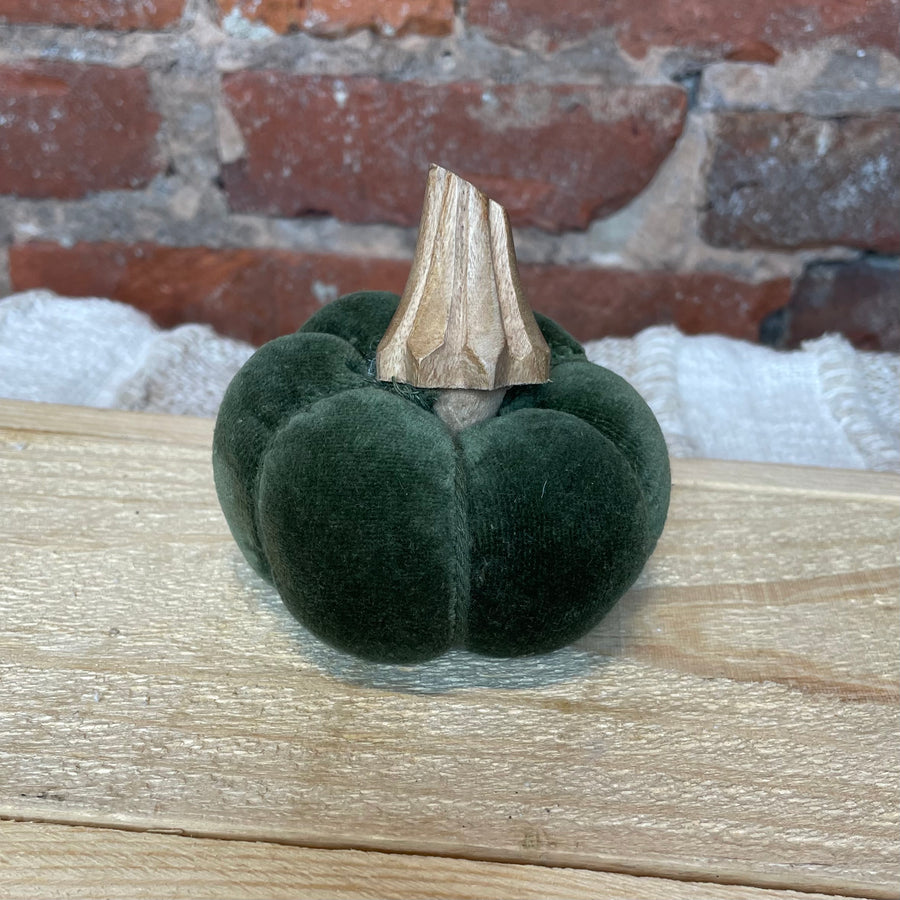 Boucle Velvet Pumpkin w/ Wood Stem 3.5x3”