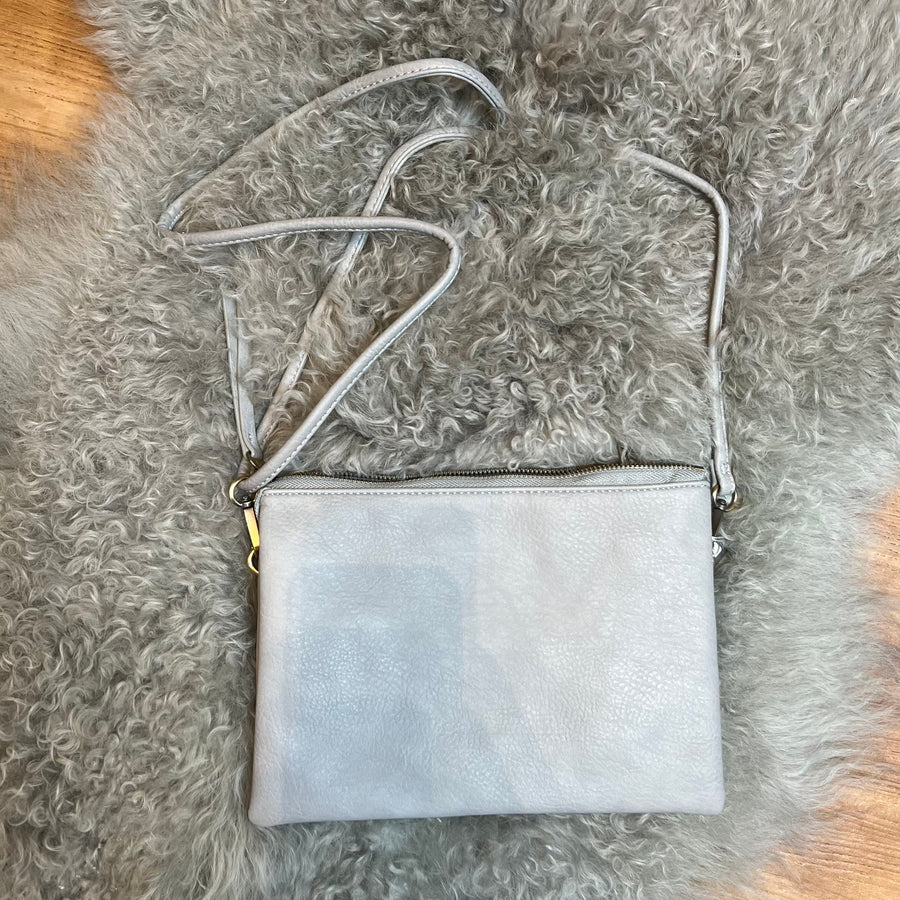 Gia Medium Multi Pocket Crossbody