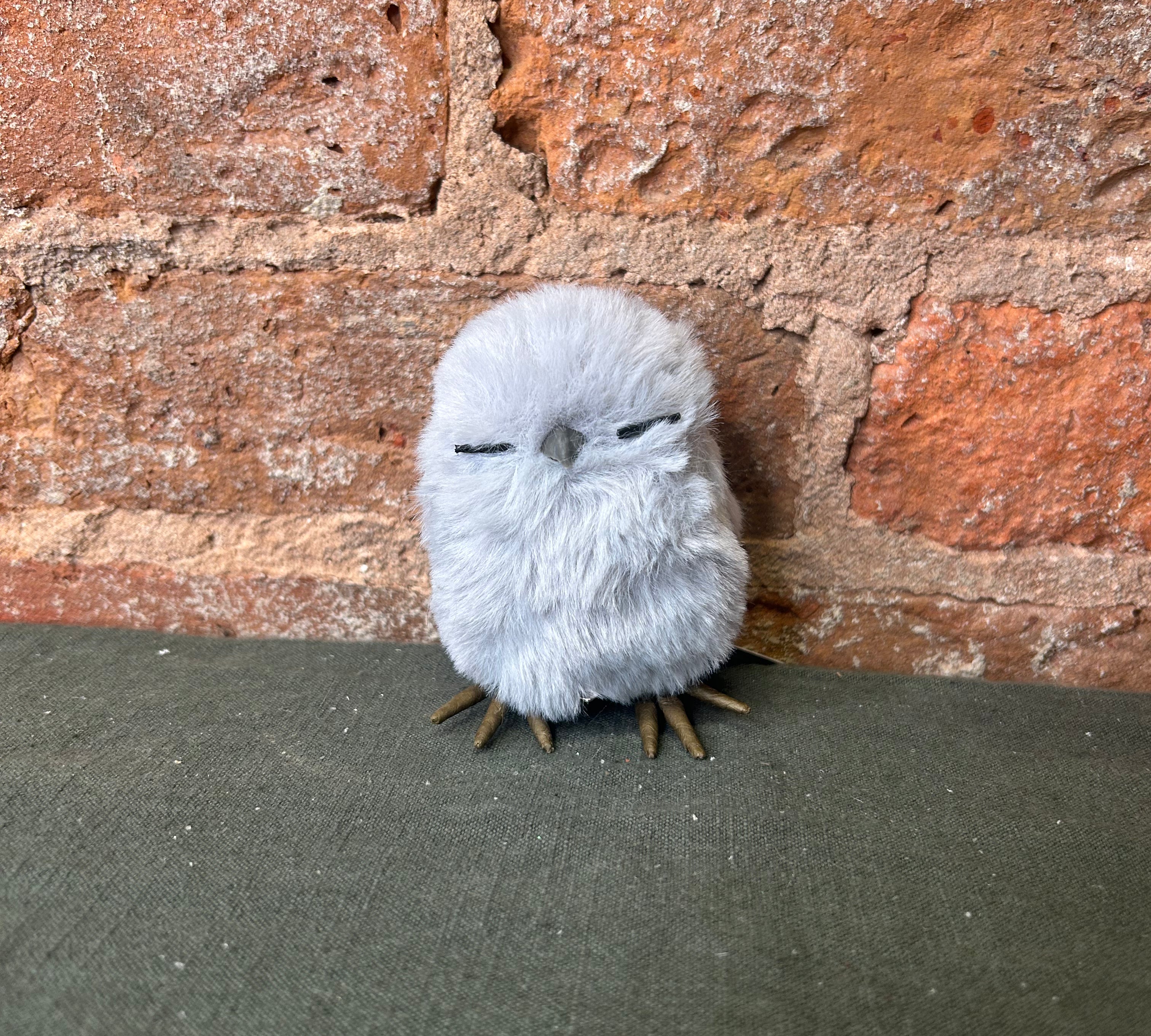 Winter Owl Orn w/ Feet 3.5”