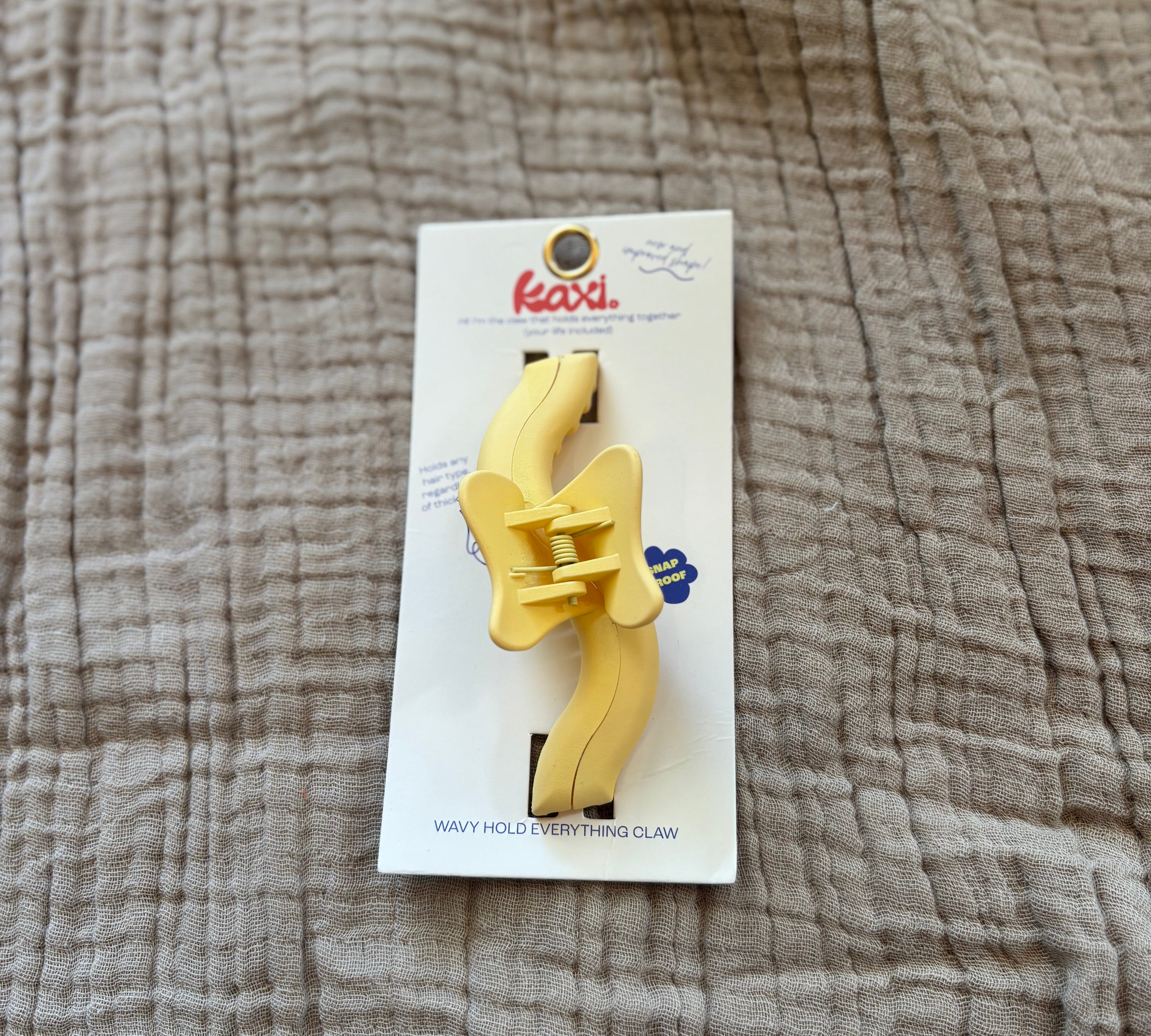 Kaxi Wavy Midi Hold Everything Claw