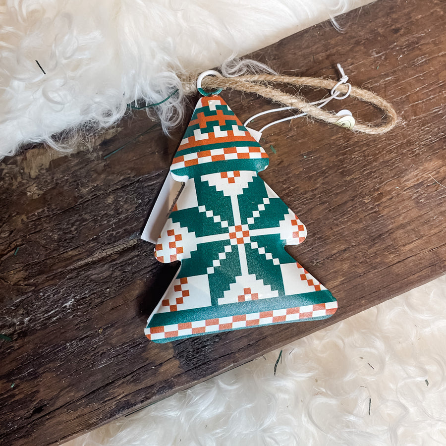 Knit Snowflake Pattern Tree Orn 7”
