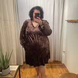 Plus Velvet Babydoll Dress w/ Puff Sleeve