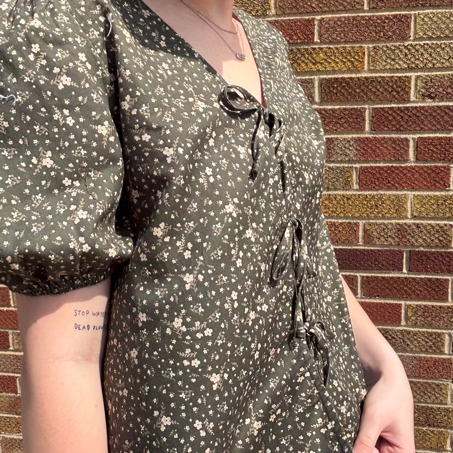 Tie Front Olive Floral Top