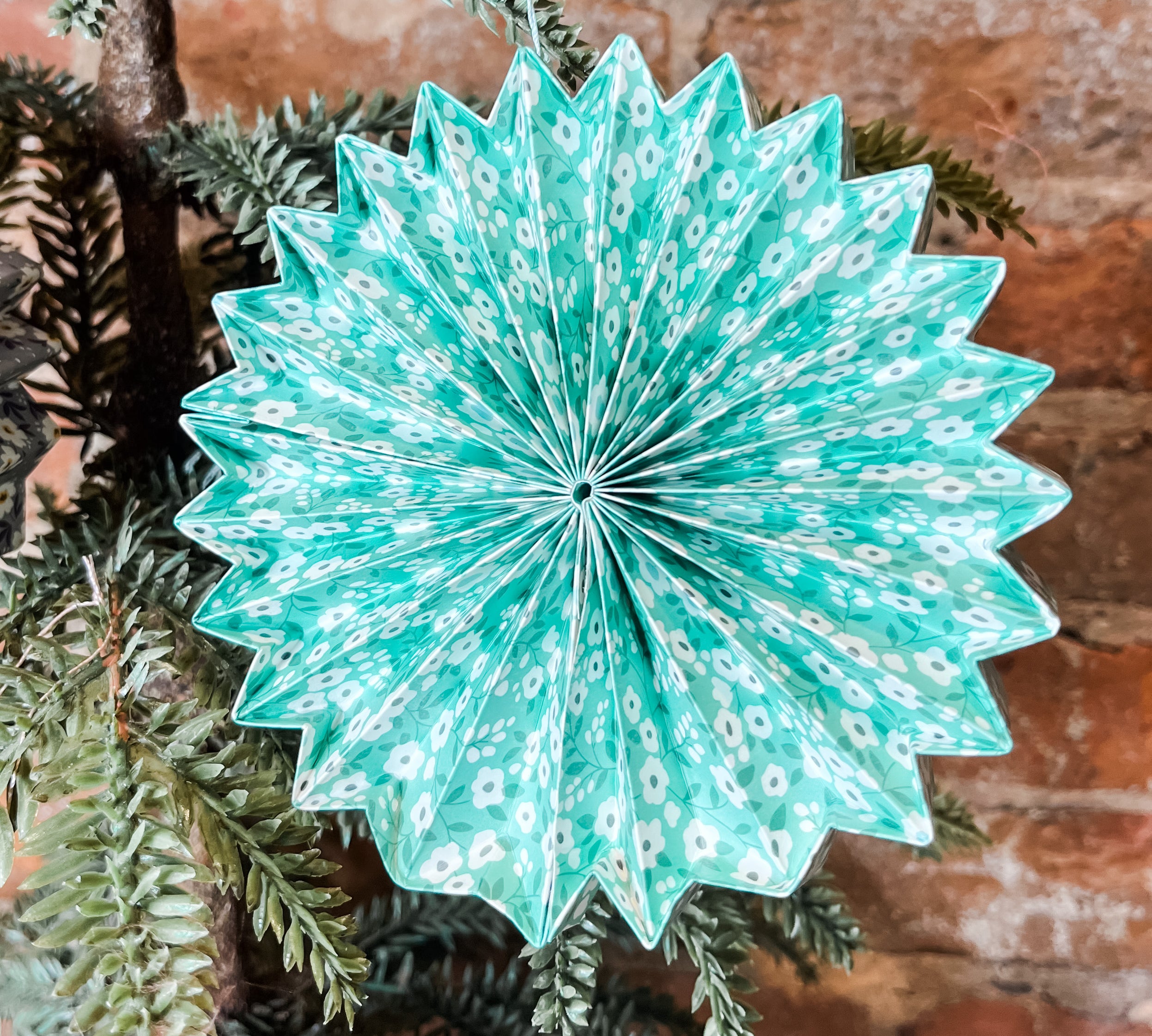Recycled Paper Folding Pinwheel Orn w/ Chintz Pattern 5”