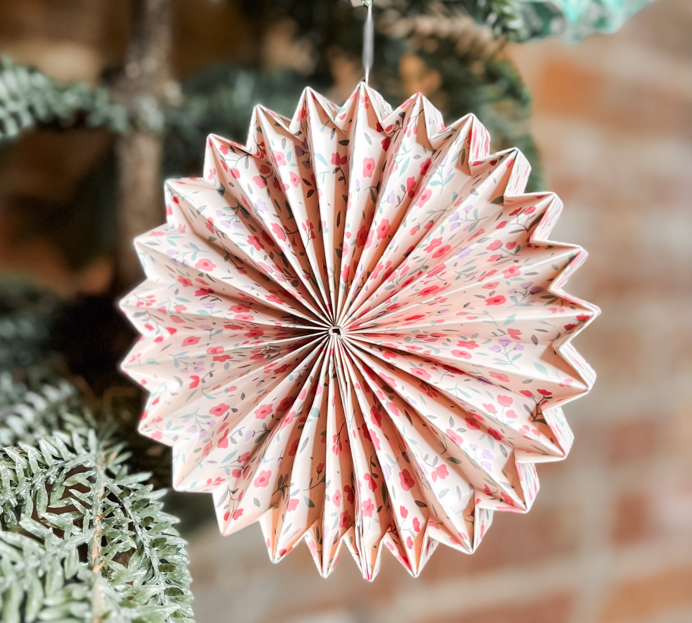 Recycled Paper Folding Pinwheel Orn w/ Chintz Pattern 5”