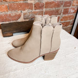 Lolo Bootie