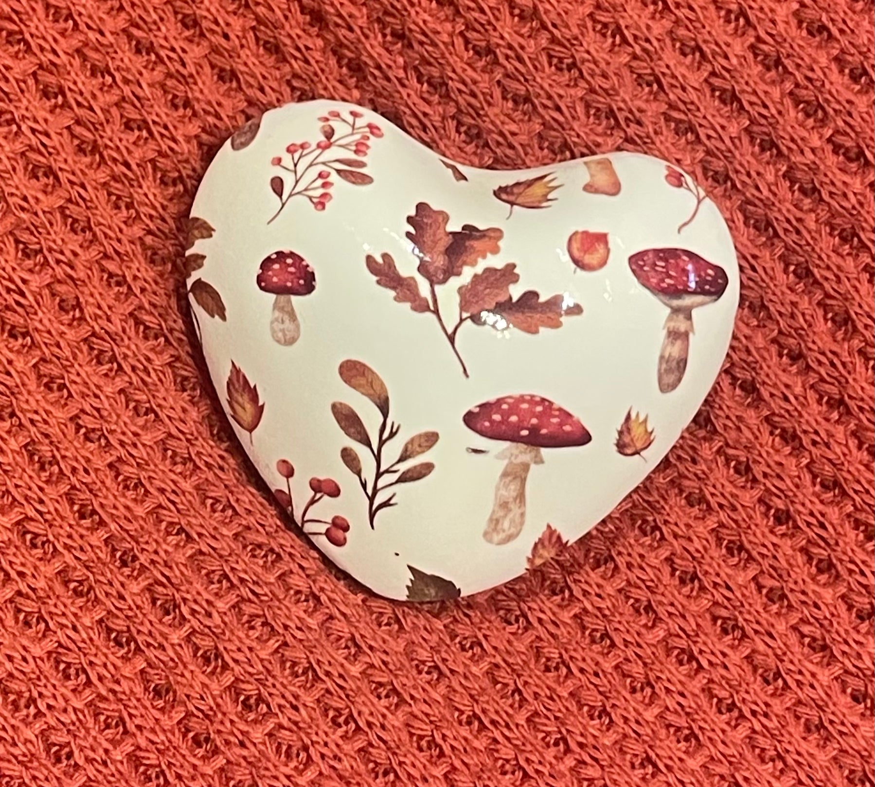 Fall Foliage Chime Heart .75”