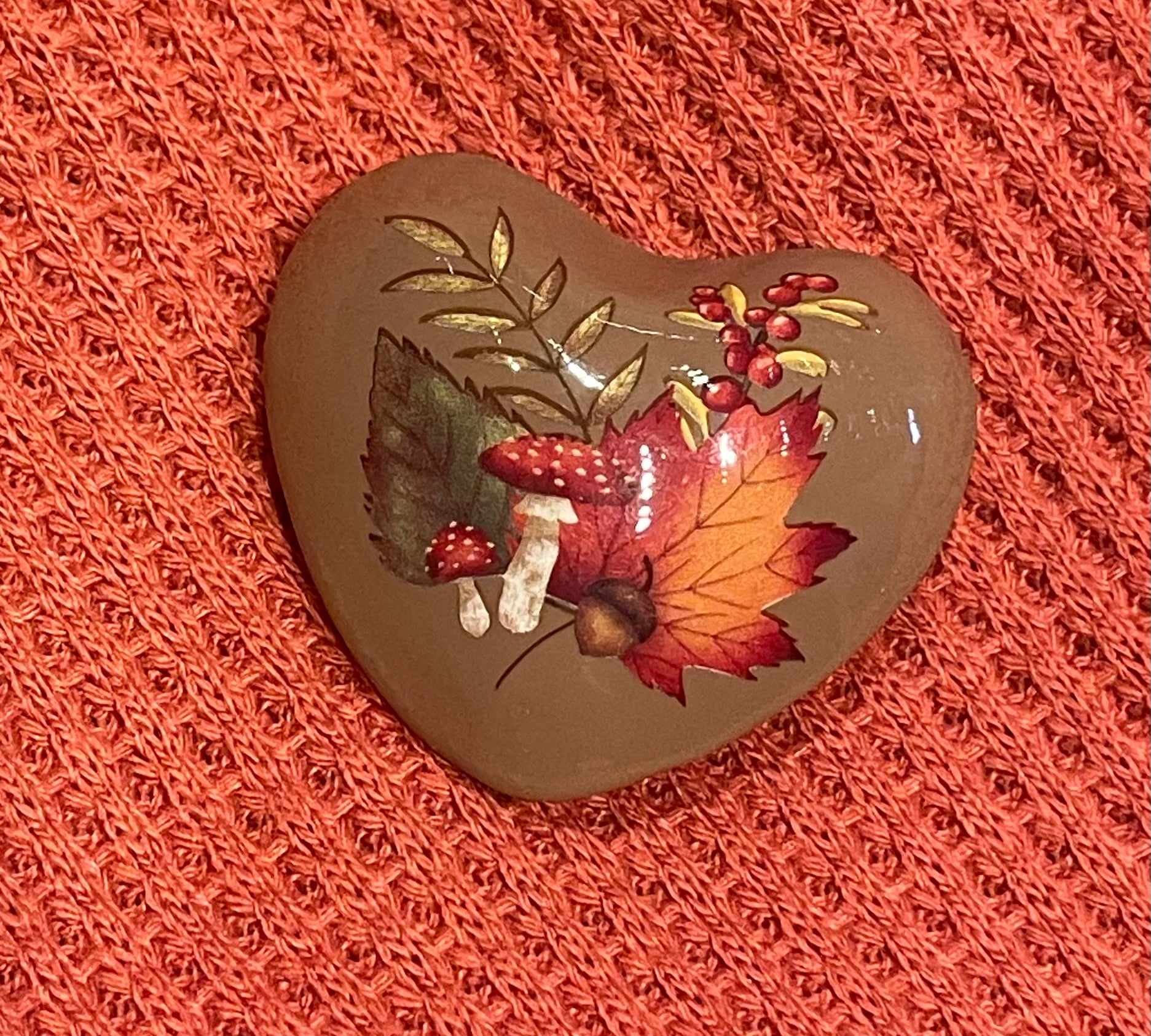 Fall Foliage Chime Heart .75”