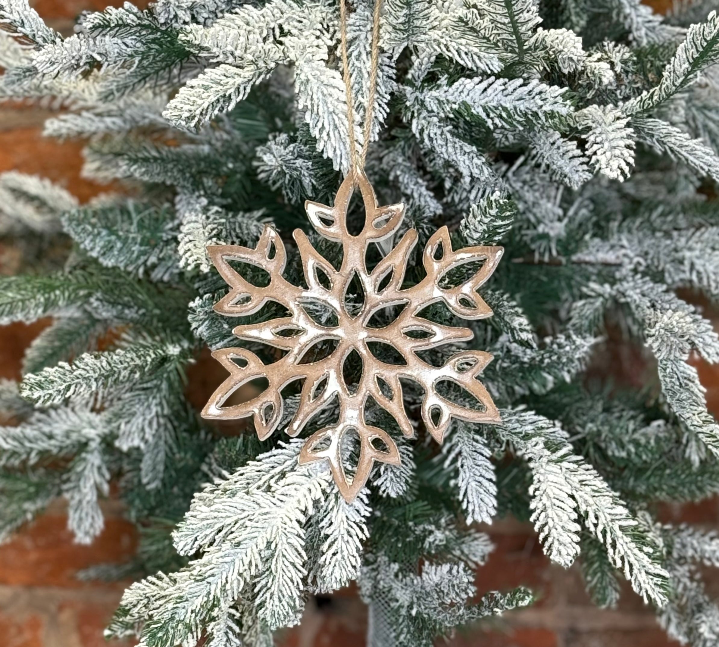 Whitewashed Wood Snowflake Orn 8"