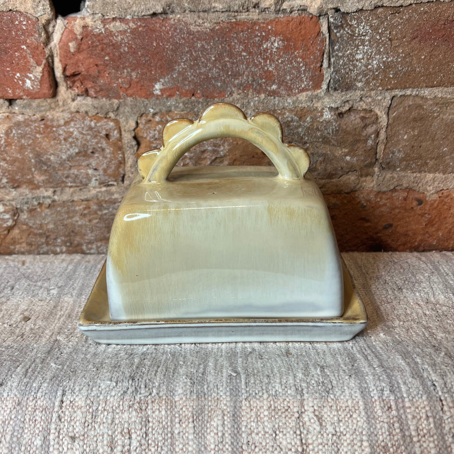 Stoneware Butter Dish w/ Scalloped Handle