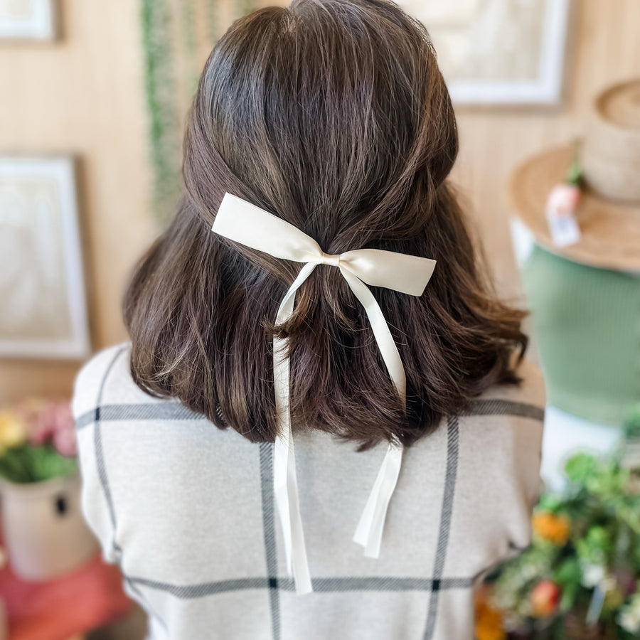 Dahlia Dainty Silk Hair Bow Clip