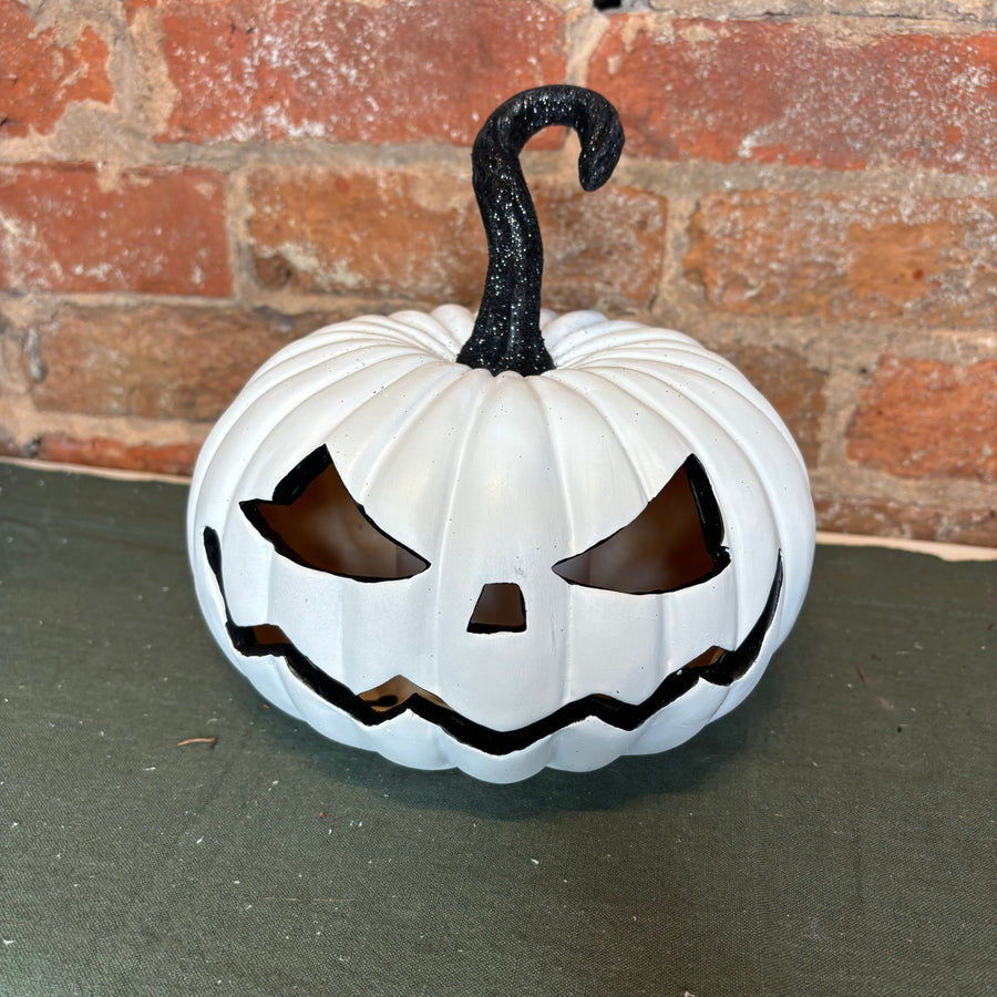 White Resin LED Flicker Flame Jack O Lanterns