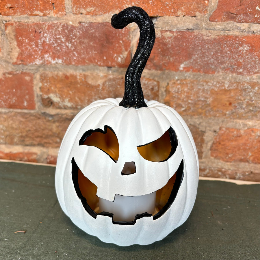 White Resin LED Flicker Flame Jack O Lanterns