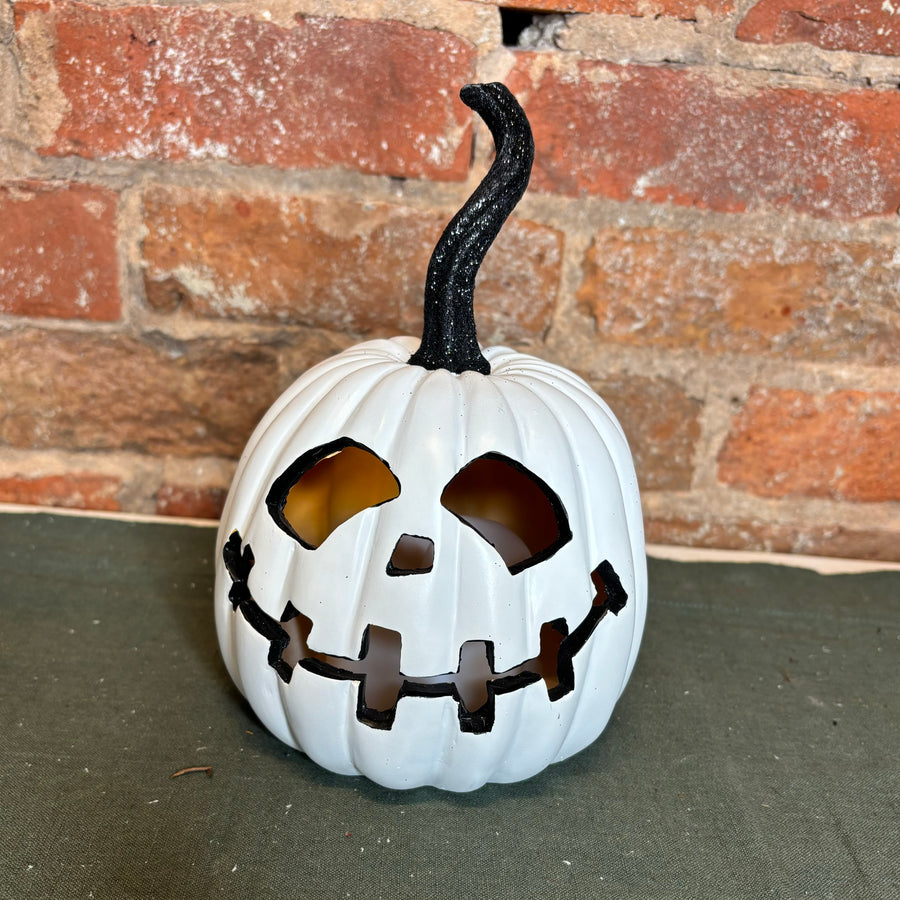 White Resin LED Flicker Flame Jack O Lanterns