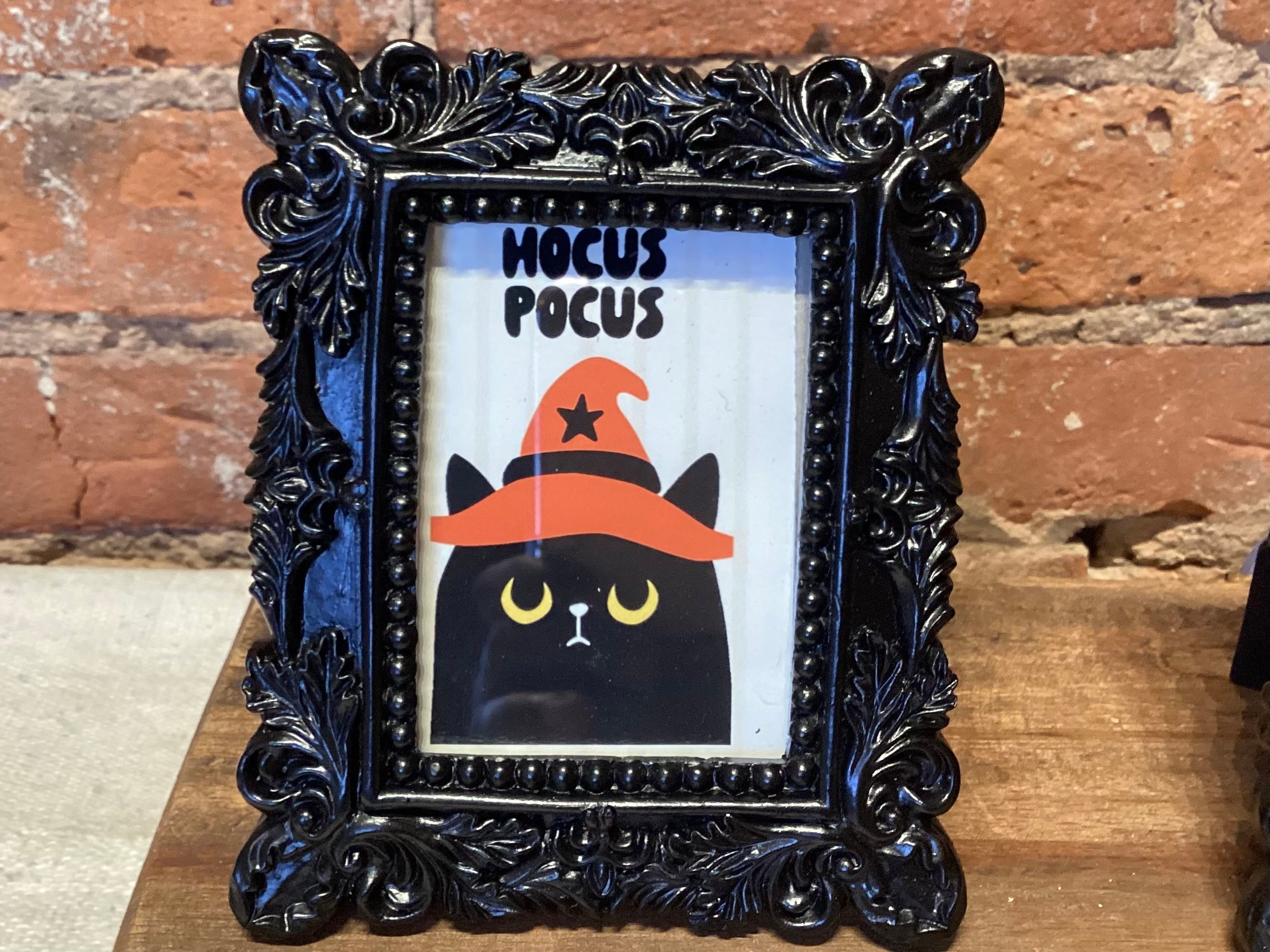 Halloween Wall Decor in Black Frame