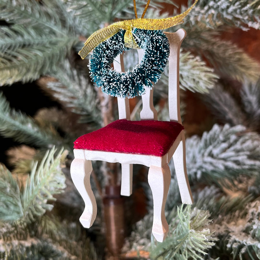 Chair w/ Wreath Orn 3.5"