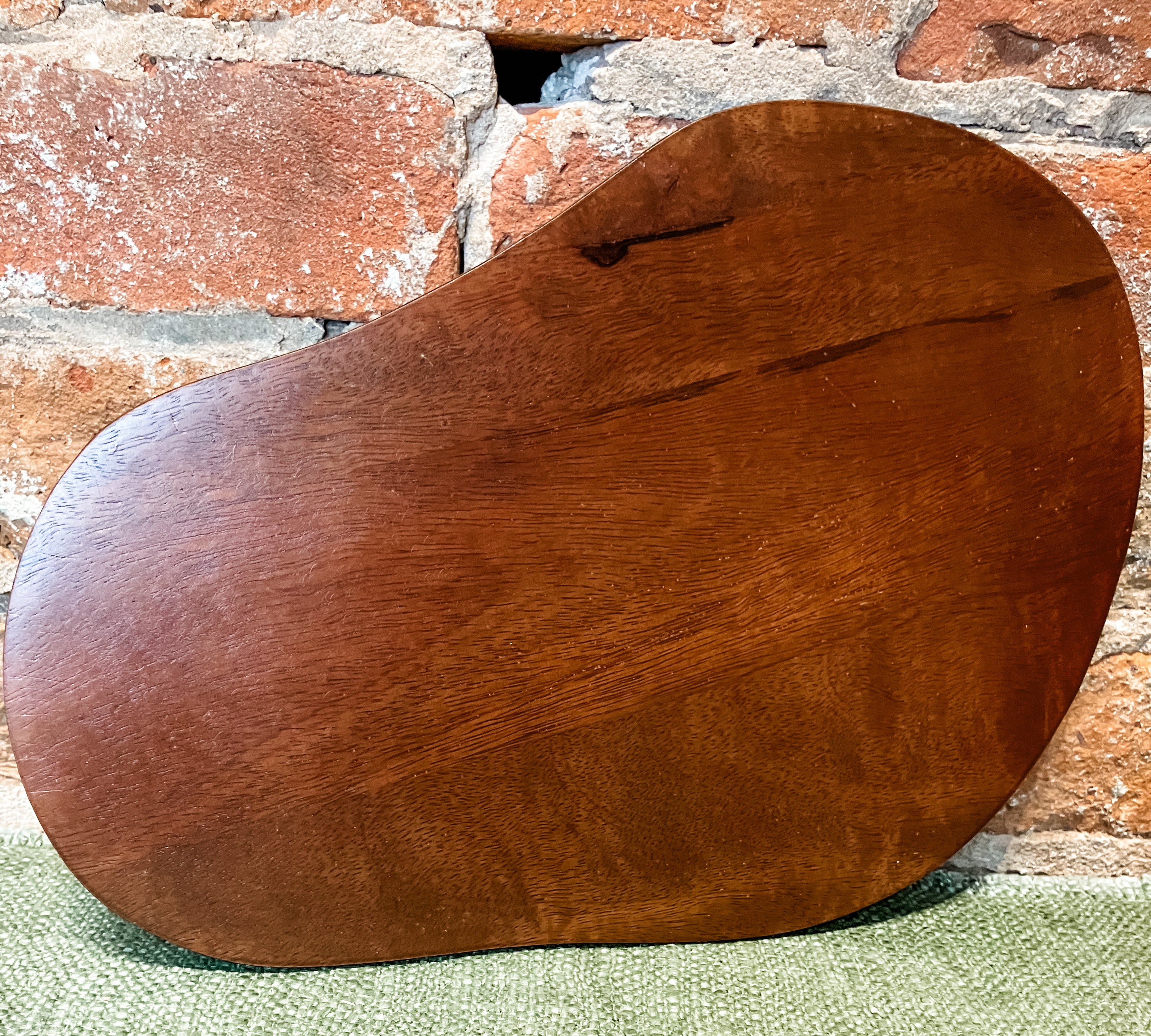 Mango Wood Organic Shaped Cheese/Cutting Board