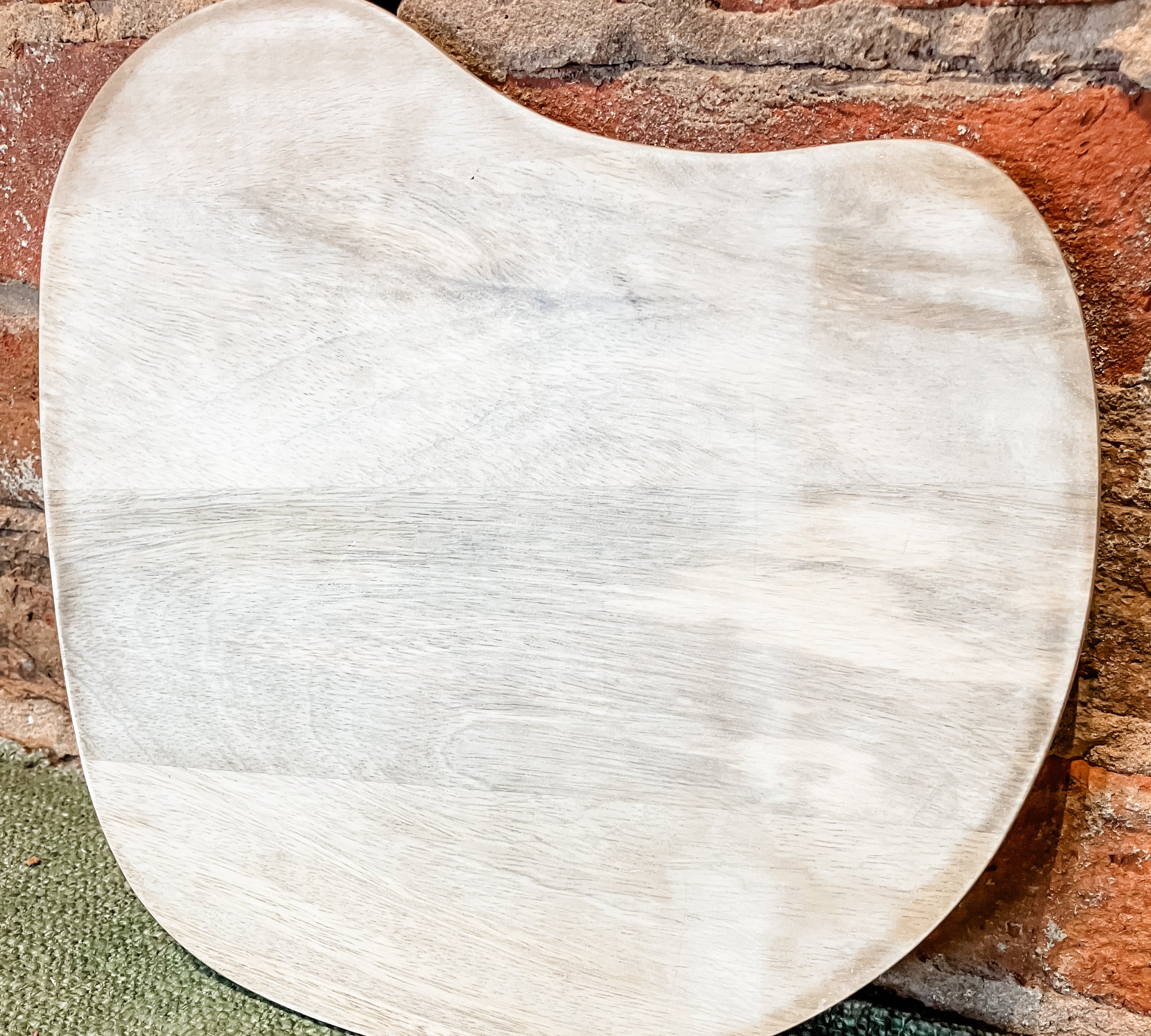 Mango Wood Organic Shaped Cheese/Cutting Board