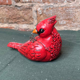Red Cardinals Holding Snowflake Charm 5.25x3.75”