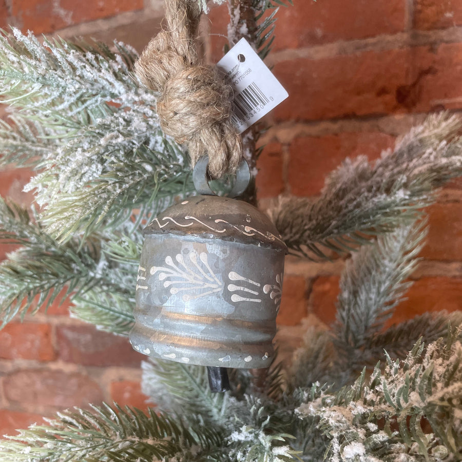 Silver Hammered Bell Orn w/ White Design