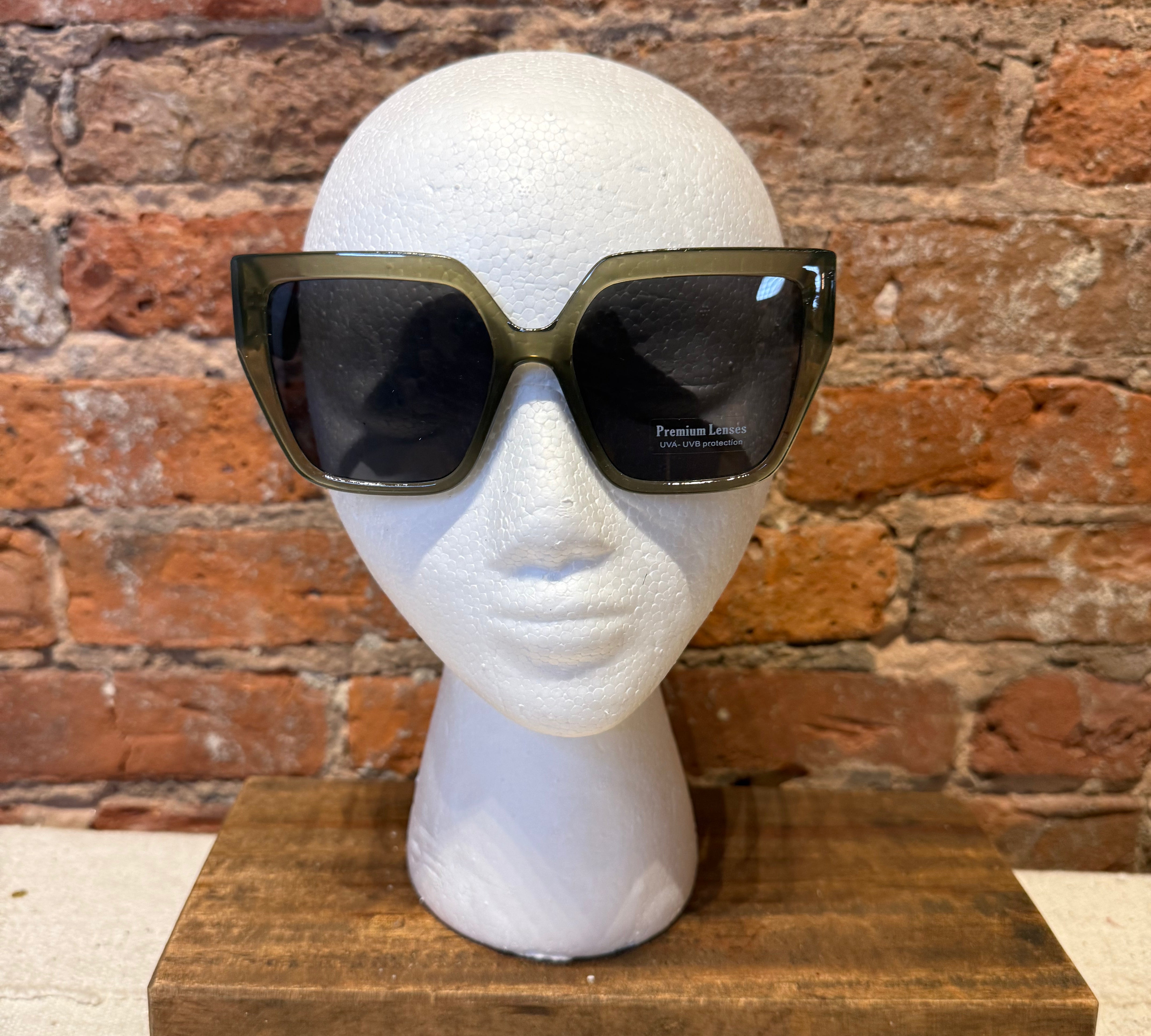 Oversized Square Cat Eye Sunglasses