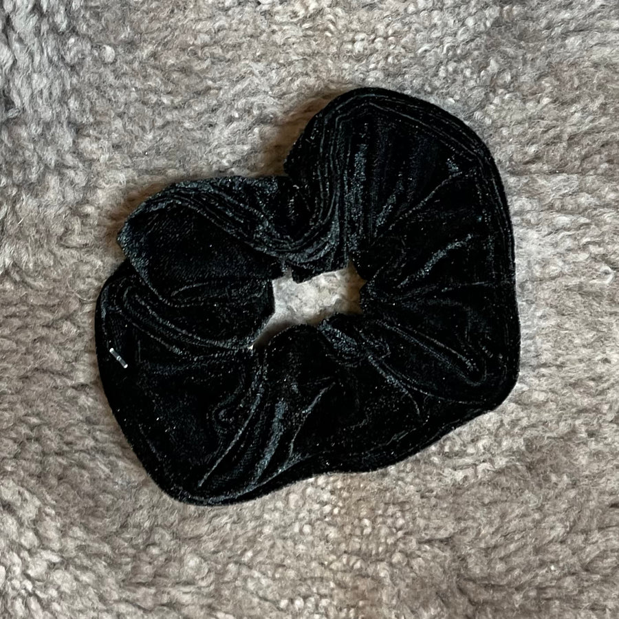 Large Velvet Scrunchie