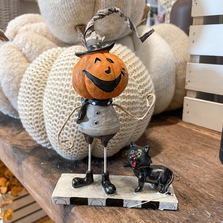 Resin Pumpkin Man w/ Black Cat 7.5”