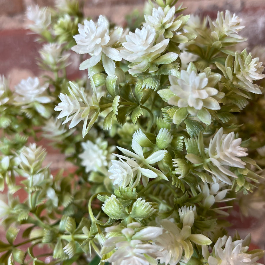 White Wild Flower Bundle 15"