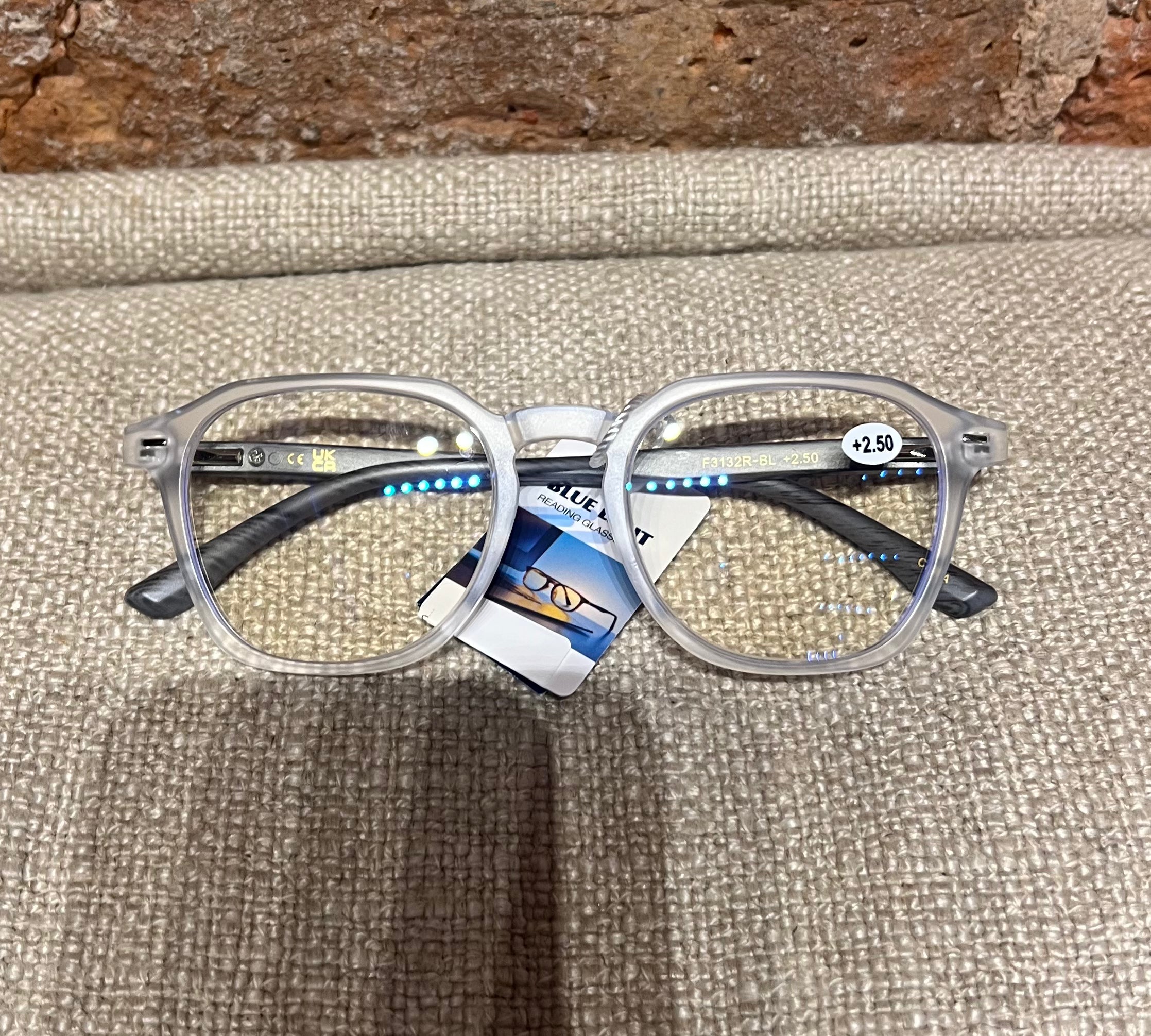 Unisex Wood Grain Rounded Square Reading Glasses