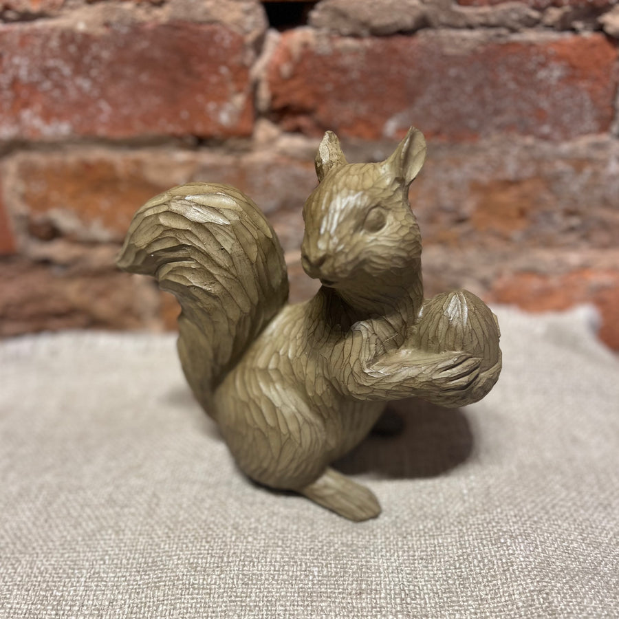 Resin Chalet Squirrel 7.5"