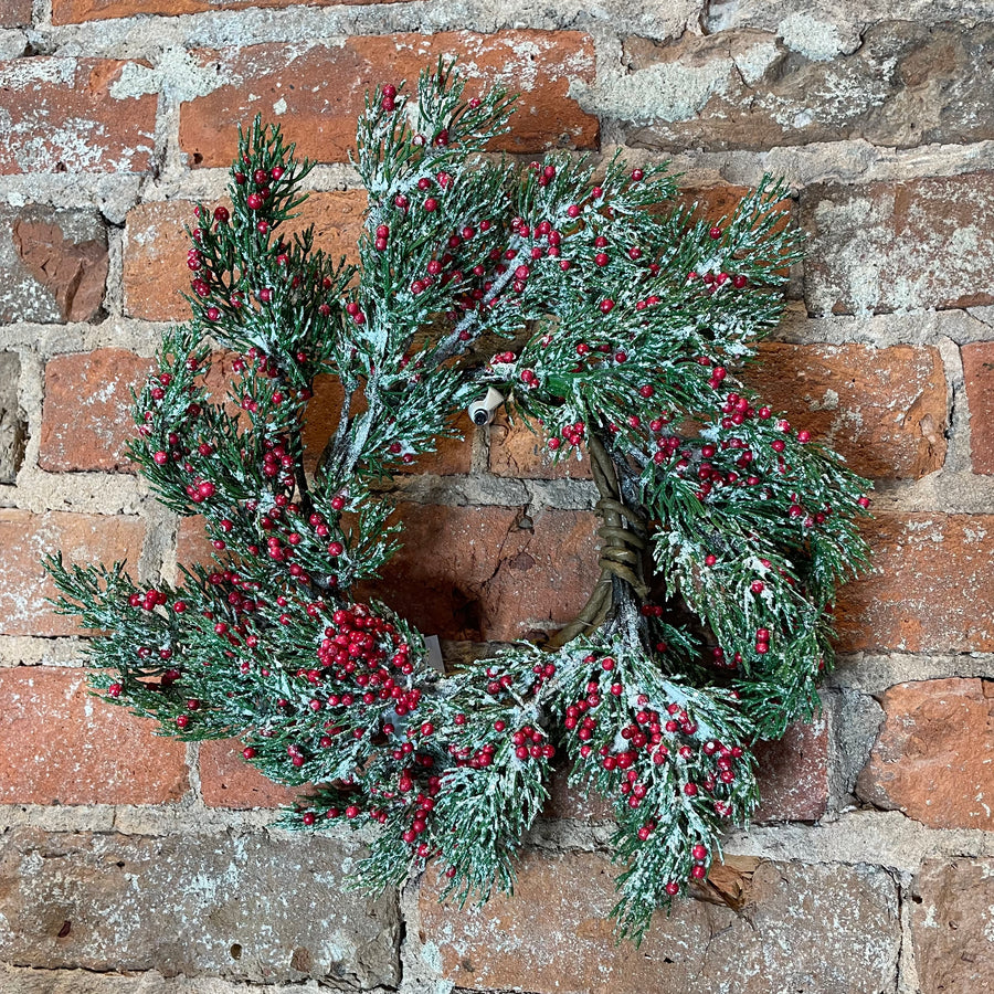 Cedar Berry Ring 13”