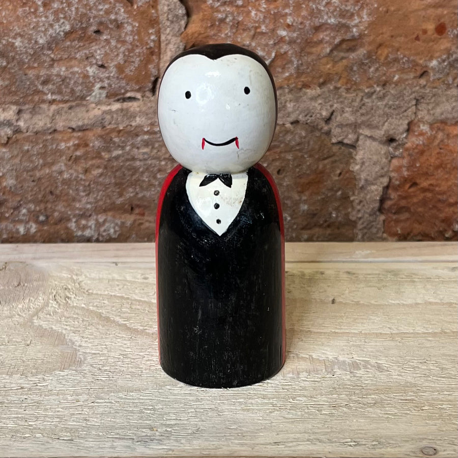 Halloween Family Figurines 2x4"