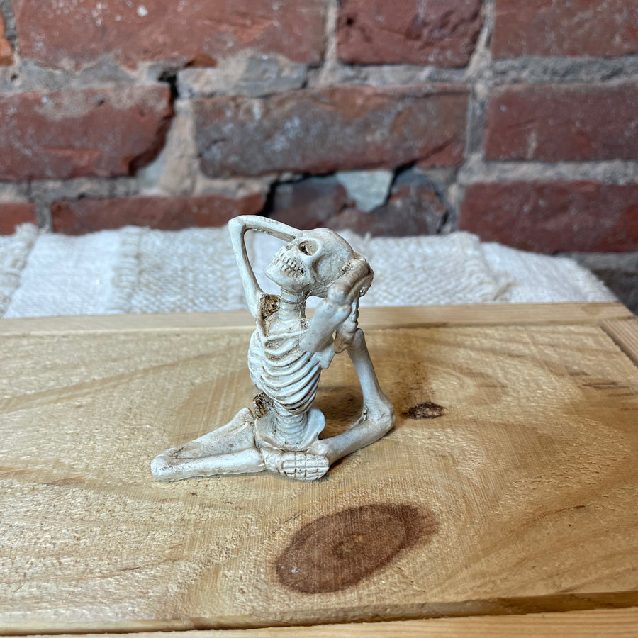 Mini Resin Yoga Skeletons