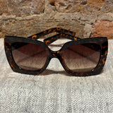 Bulky Frame Sunglasses