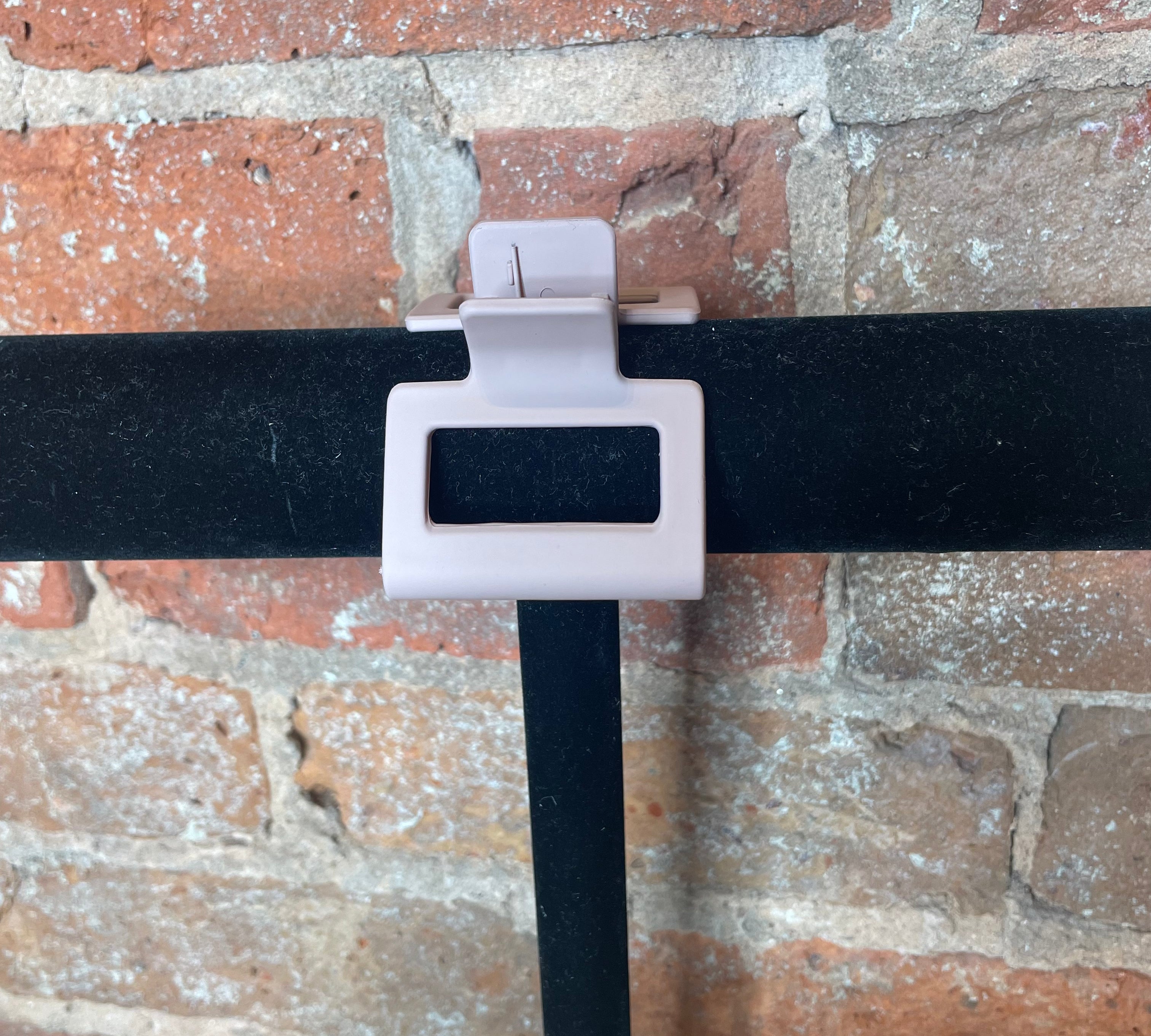 Small Matte Rectangle Hair Claw