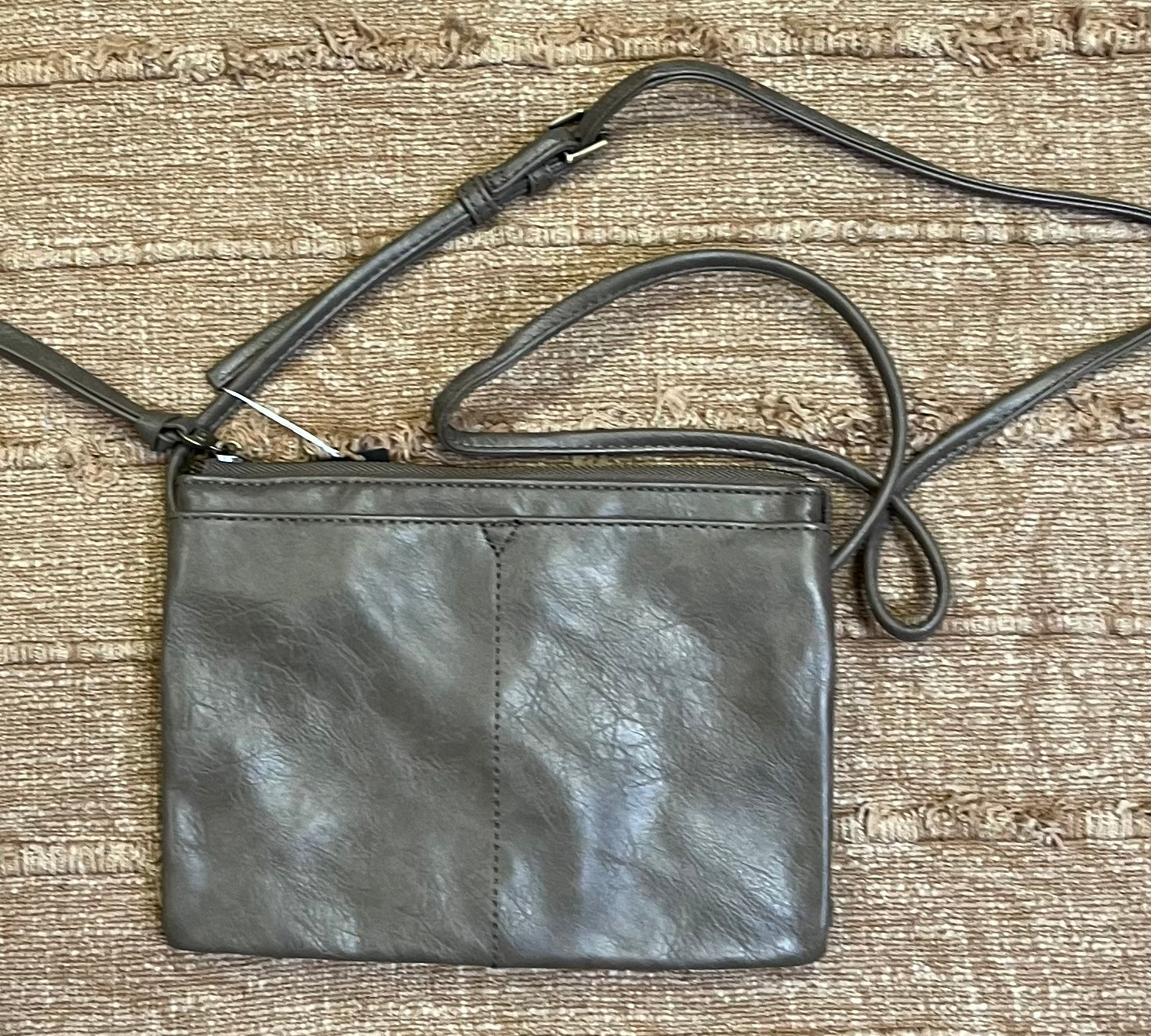 Liv Multi Pocket Crossbody Bag