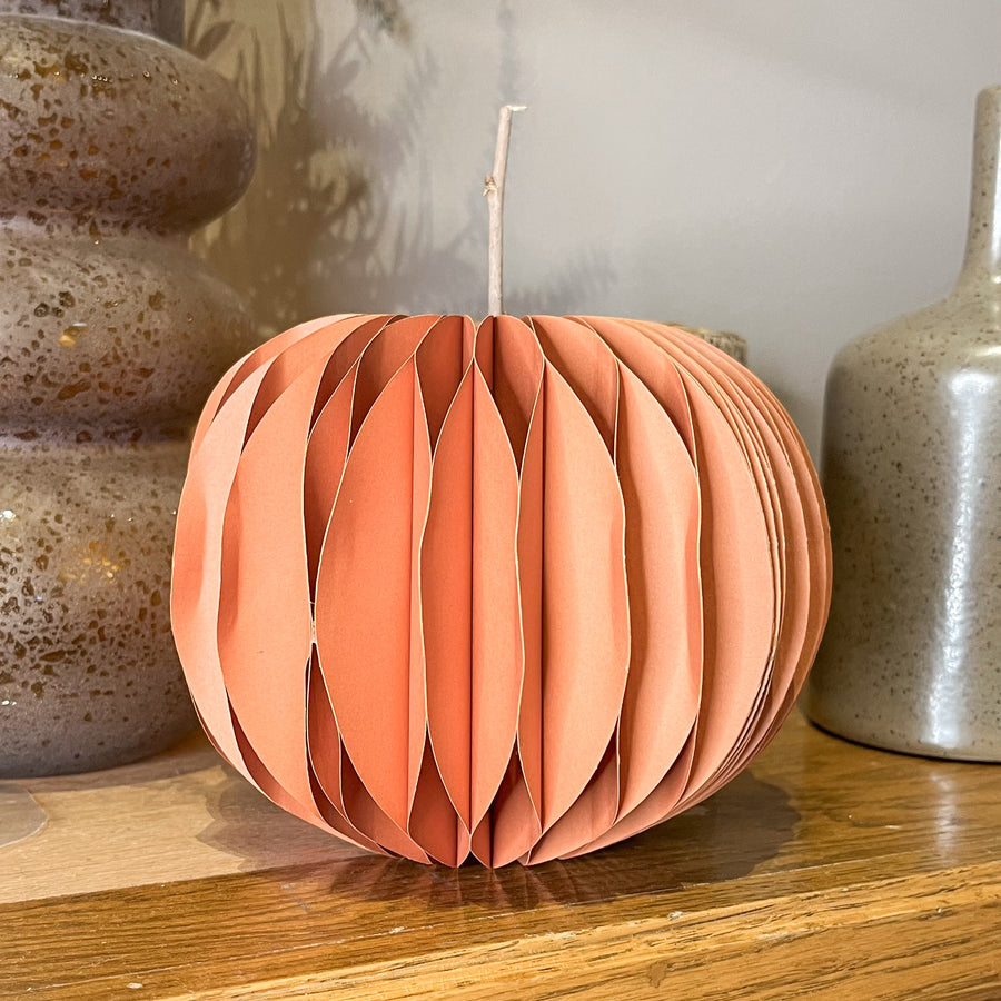 Recycled Paper Honeycomb Pumpkin 6.5”