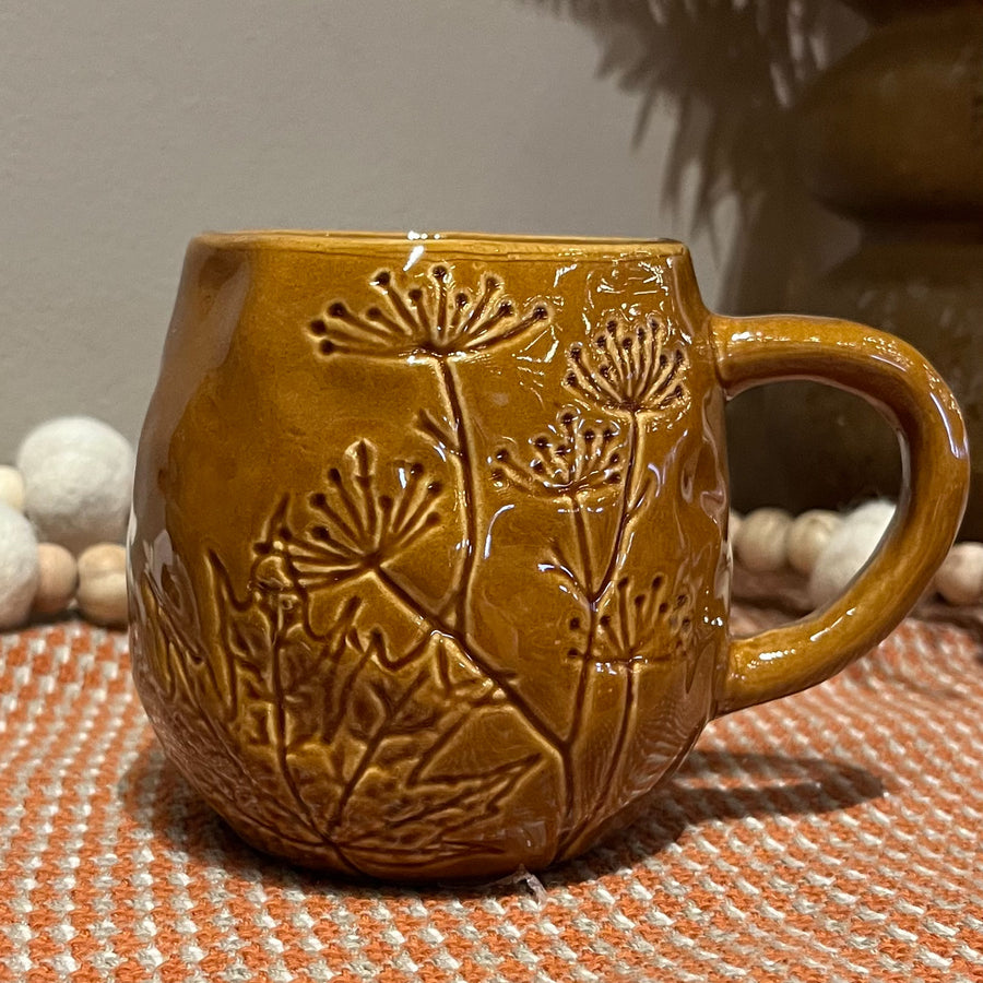 Brown Embossed Foliage Mug 12OZ