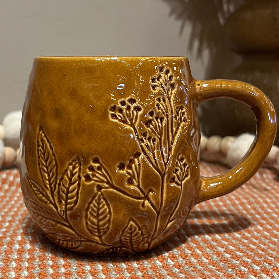 Brown Embossed Foliage Mug 12OZ