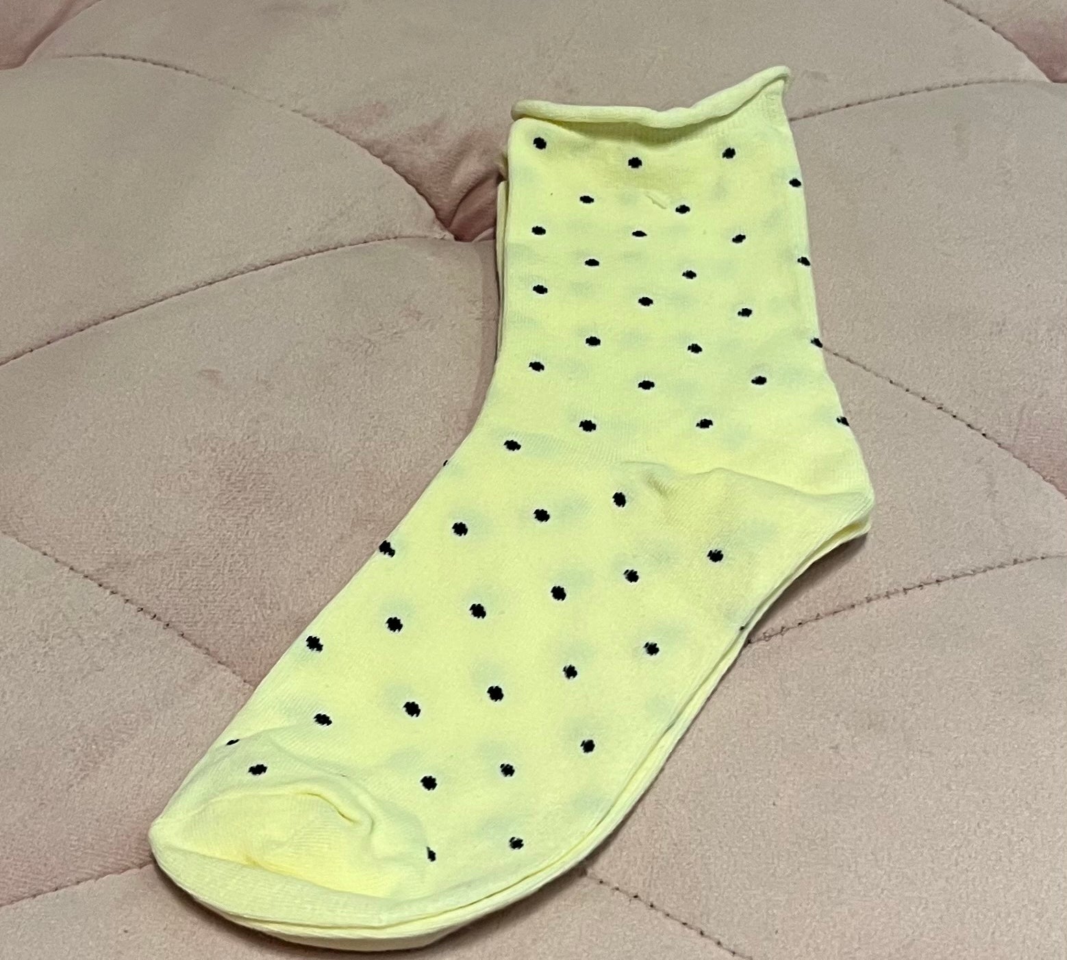 Roll up Polkadot Socks