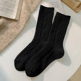 Diamond Pattern Solid Socks